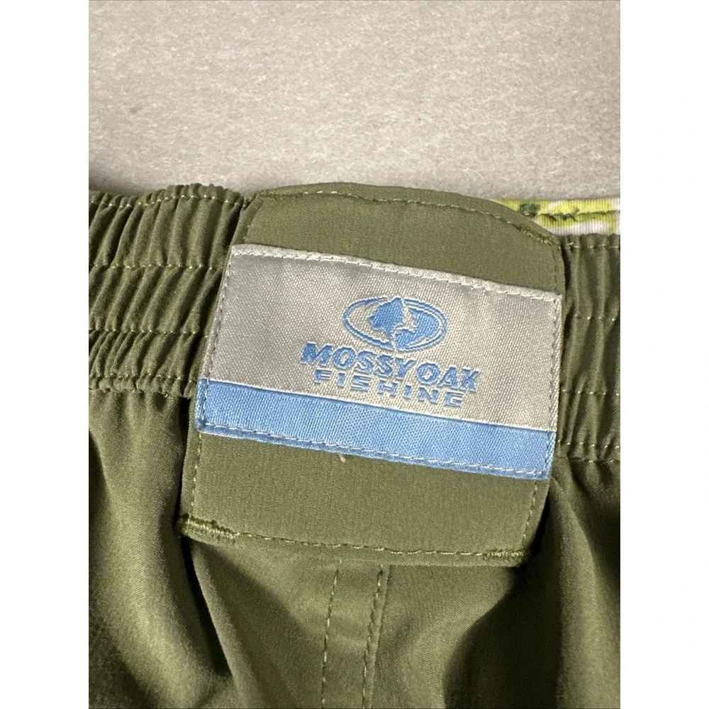 Mossy Oak Flex‎ Fishing Cargo Shorts Men's Small Olive green Hydroplex Cooling